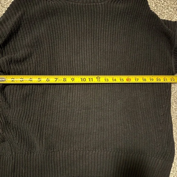 American Eagle Outfitters Black Knit Sweater - Picture 5 of 6